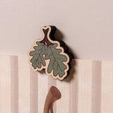 Wall Magnet Picture Hanger - Oak Leaf
